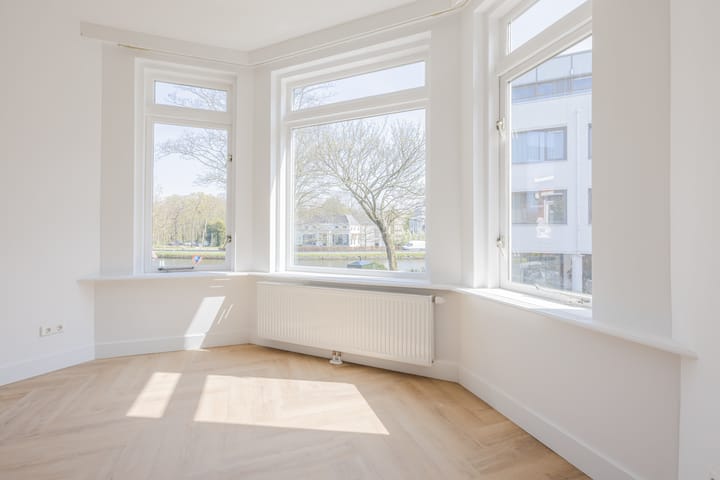 Foto 12 van Nassaukade 10