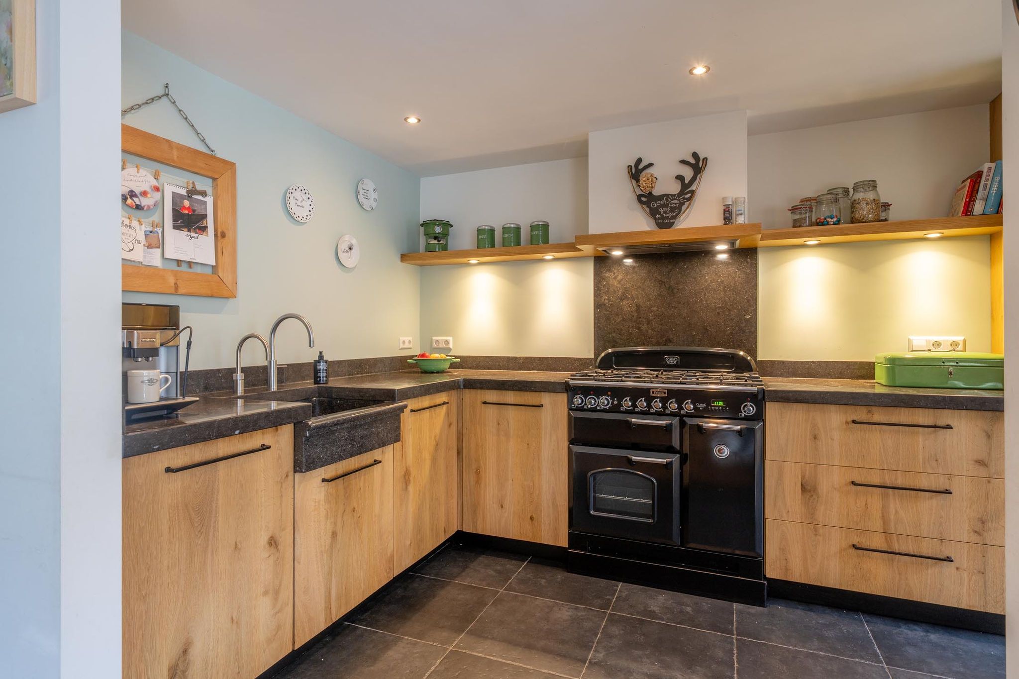 Foto 9 van G van der Valk Boumanstraat 39