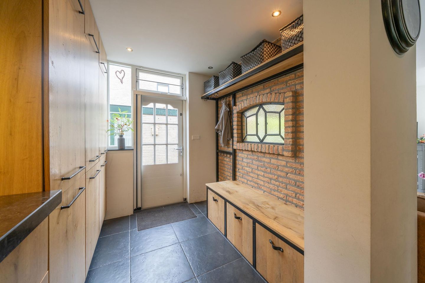 Foto 14 van G van der Valk Boumanstraat 39