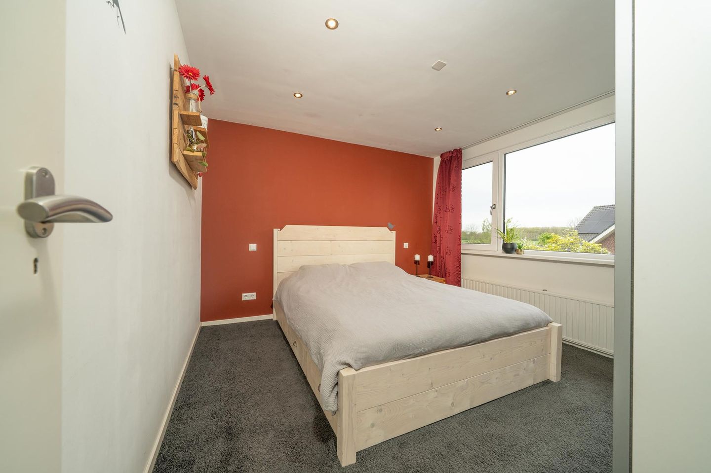 Foto 25 van G van der Valk Boumanstraat 39