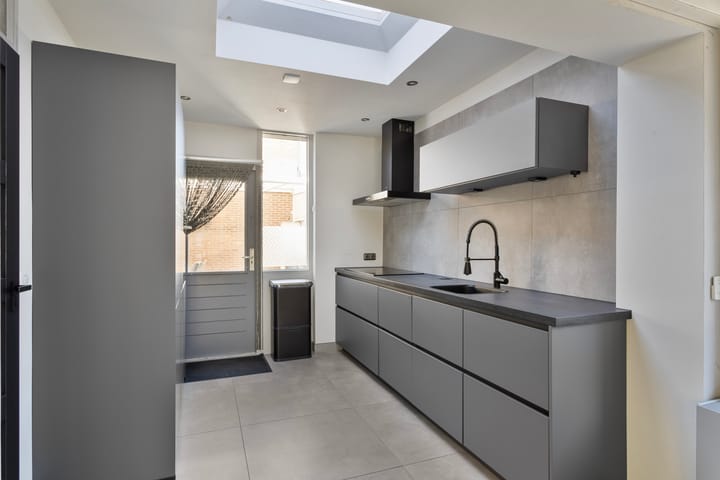 Foto 8 van Mesdagstraat 1