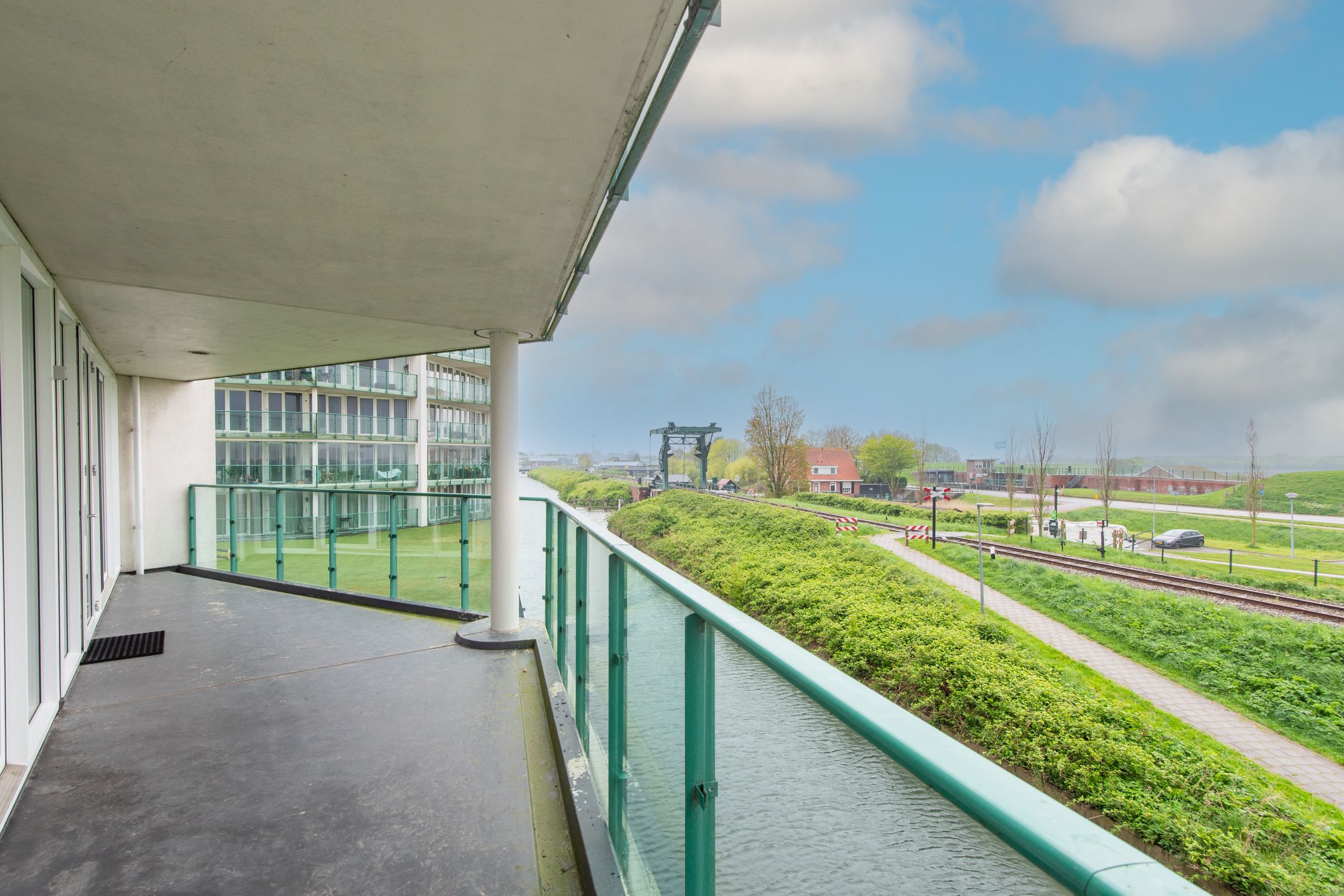 Photo 30 of Kaapstander 26