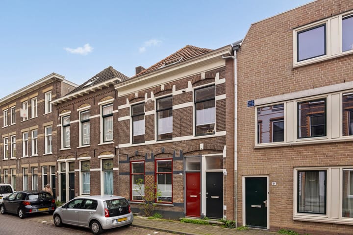 Photo 5 of Spoorwegstraat 66-2
