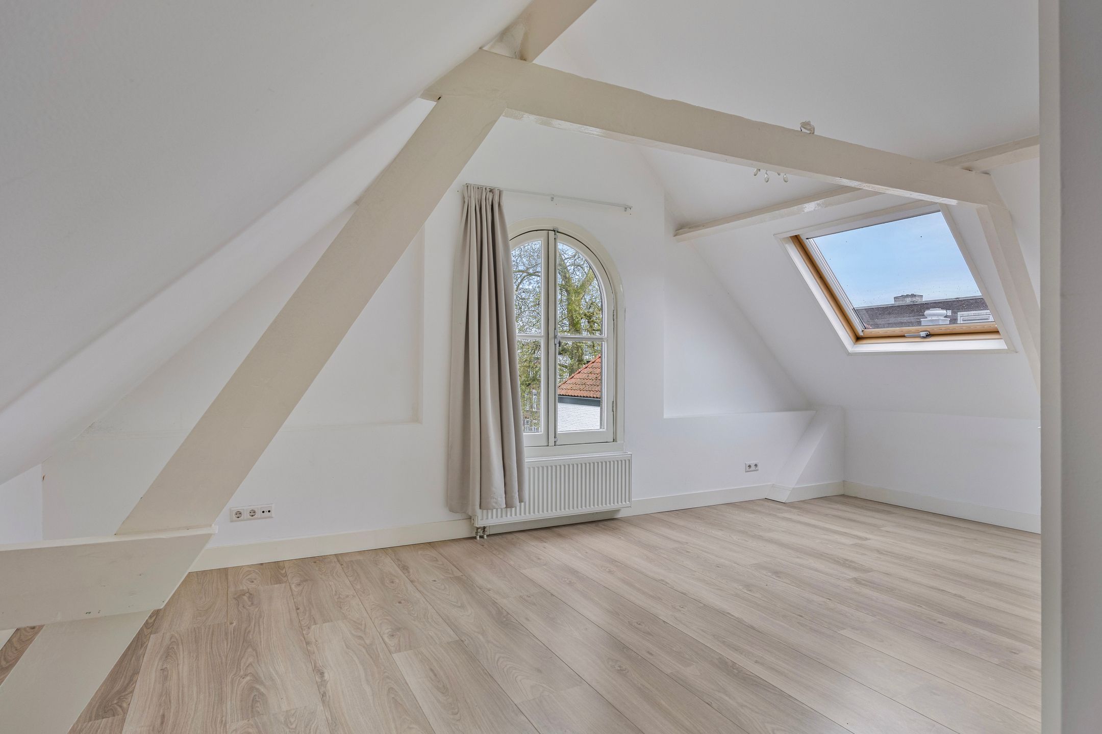 Foto 15 van Spoorwegstraat 66-2