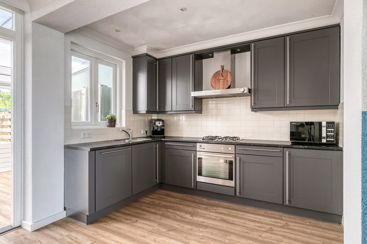 Photo 11 of Hazelaarstraat 42