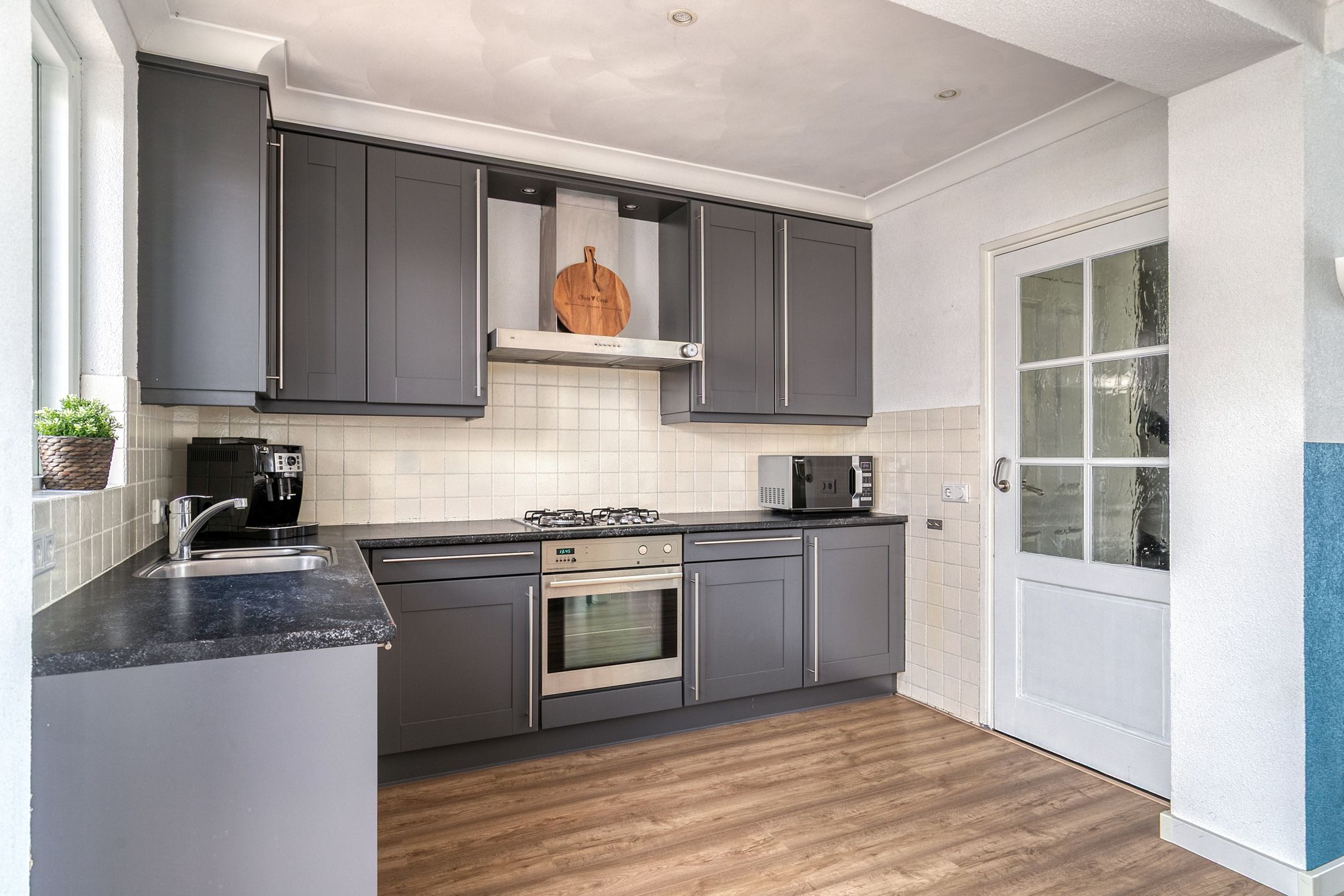 Photo 12 of Hazelaarstraat 42