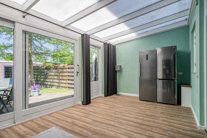 Photo 15 of Hazelaarstraat 42