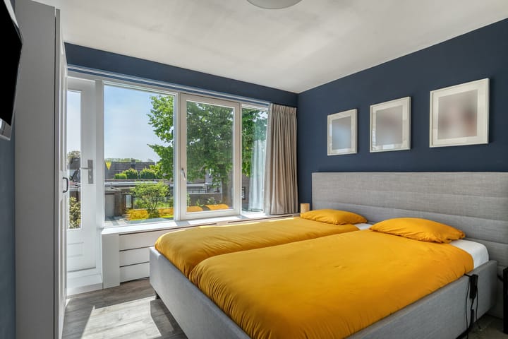 Photo 16 of Hazelaarstraat 42