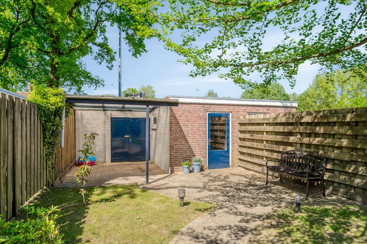 Photo 27 of Hazelaarstraat 42