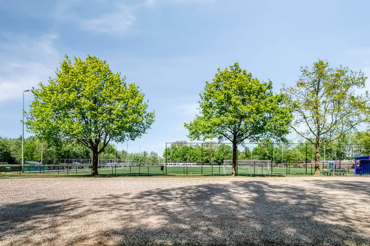 Photo 32 of Hazelaarstraat 42