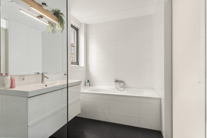 Foto 42 van Cantabriëstraat 3