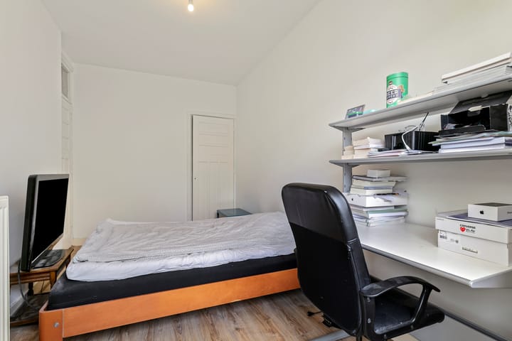 Photo 13 of Ahornstraat 41