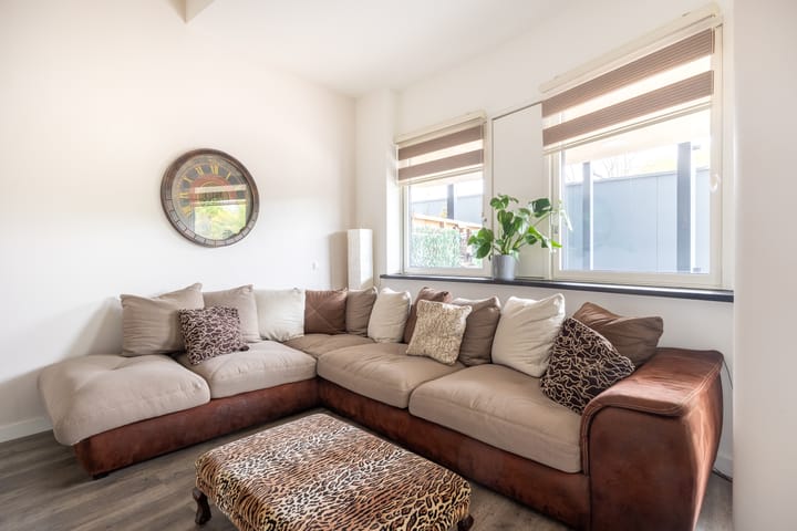 Photo 2 of Merweplein 5-1