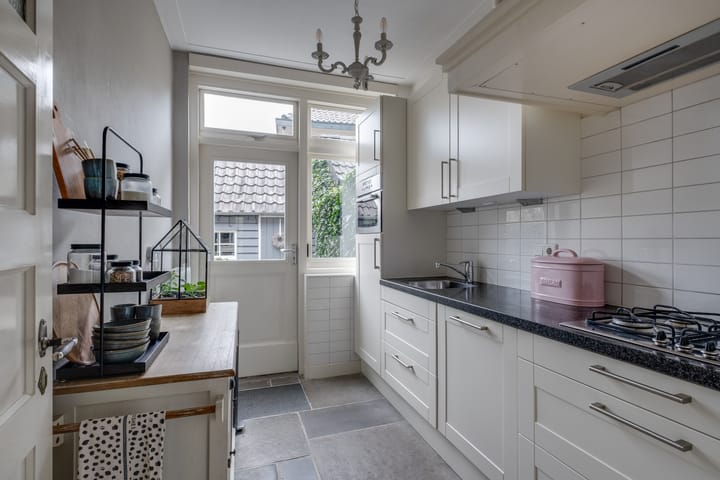 Photo 8 of Koningin Mariastraat 2-B