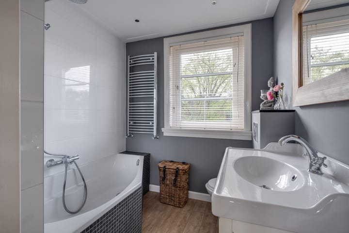 Photo 17 of Koningin Mariastraat 2-B