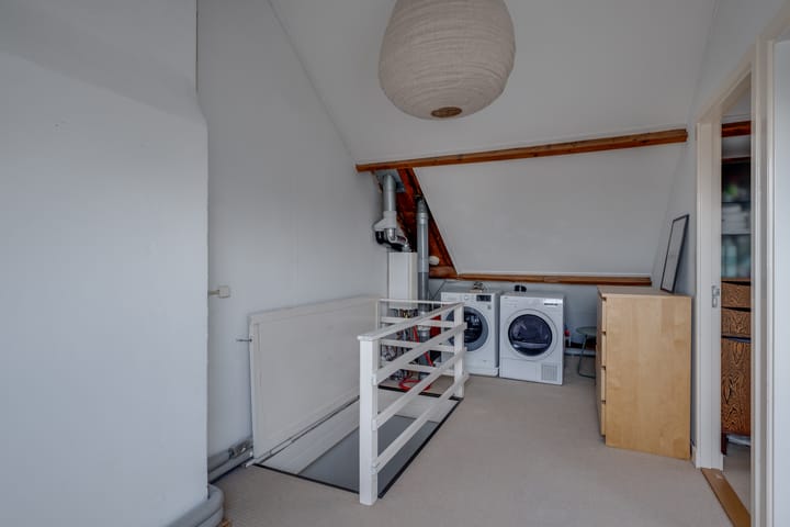 Photo 19 of Koningin Mariastraat 2-B