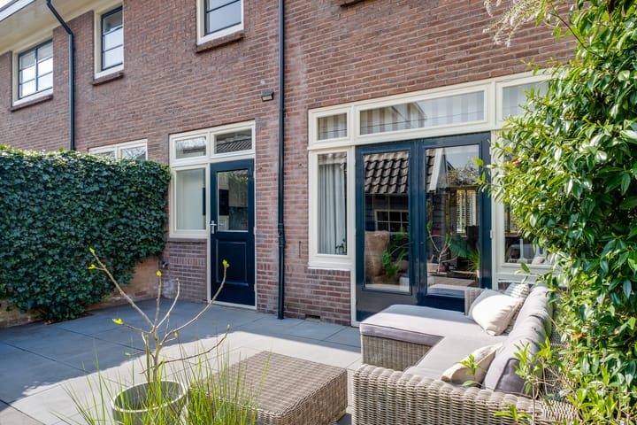 Photo 24 of Koningin Mariastraat 2-B