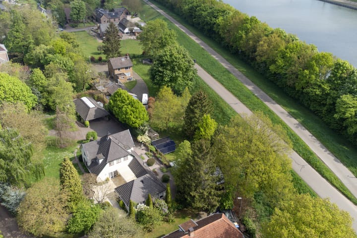 Foto 2 van Pastoor van der Marckstraat 60