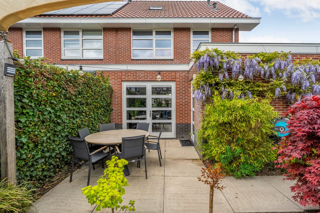 Foto 2 van Egelantier 9