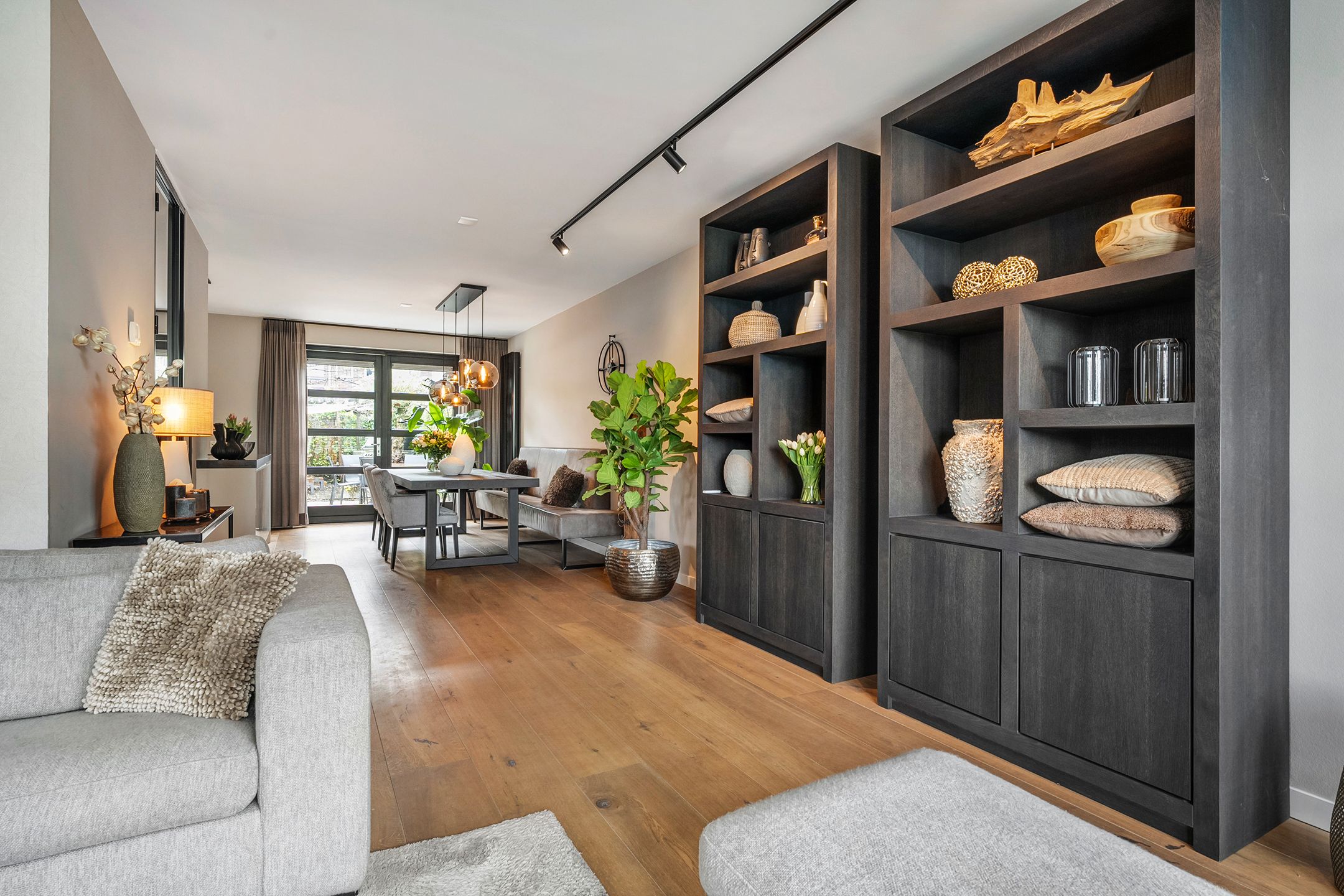 Foto 9 van Egelantier 9