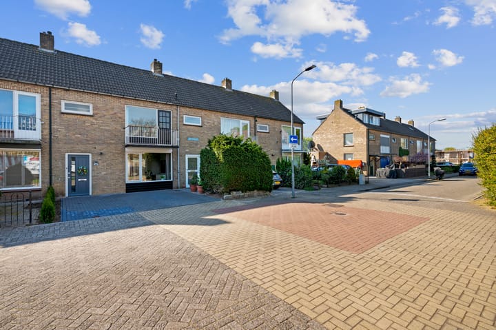 Photo 41 of Burgemeester De Cock van Opijnenstraat 19