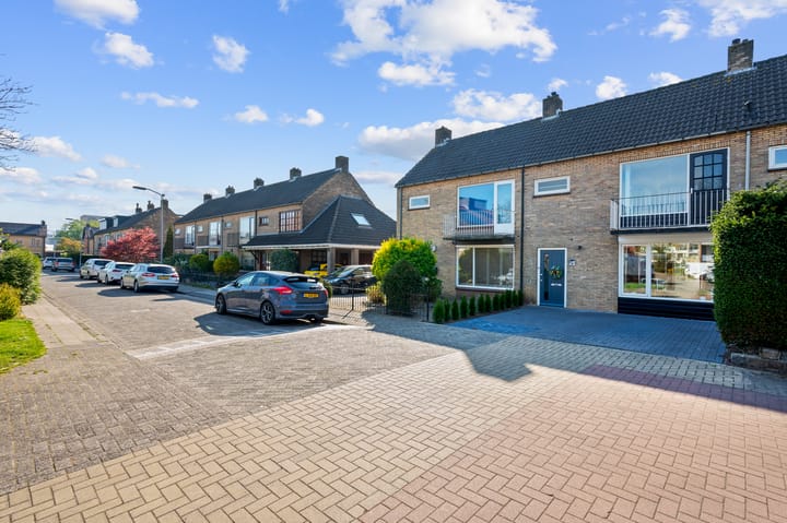 Photo 42 of Burgemeester De Cock van Opijnenstraat 19