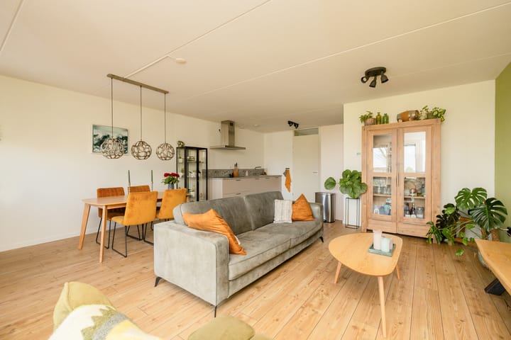 Foto 5 van B.G.J. Berntzenstraat 41