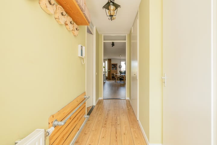 Foto 14 van B.G.J. Berntzenstraat 41