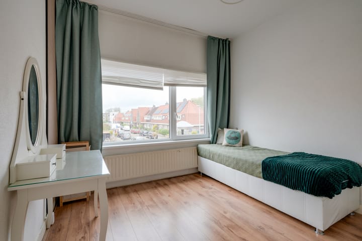 Photo 20 of Keucheniusstraat 13