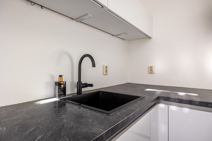 Photo 15 of Singelstraat 28