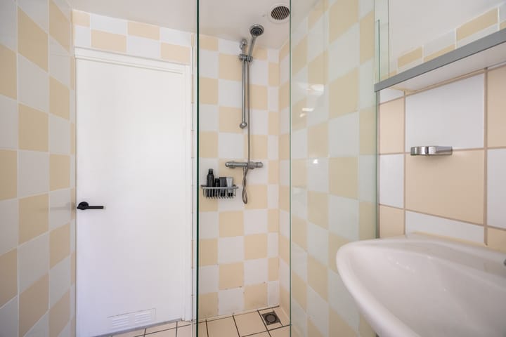 Photo 37 of Singelstraat 28