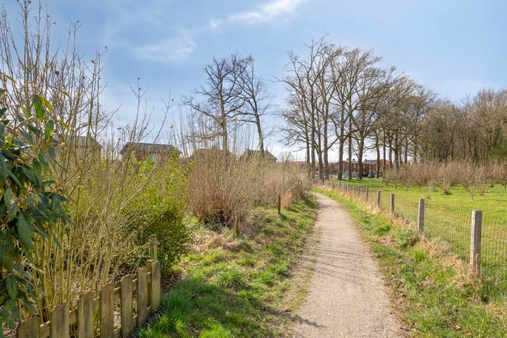 Foto 24 van Eikenlaan 12