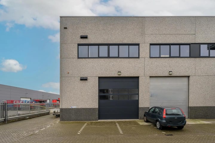 Leemidden 36, De Lier