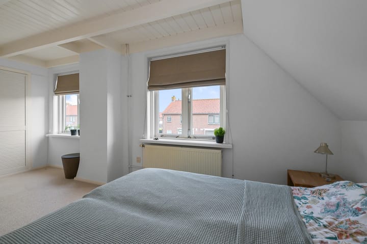 Foto 24 van van Dijklaan 5