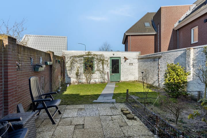 Foto 28 van Anjerstraat 18