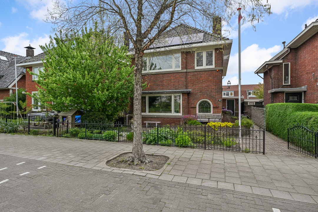 Foto 1 van Parallelweg 136