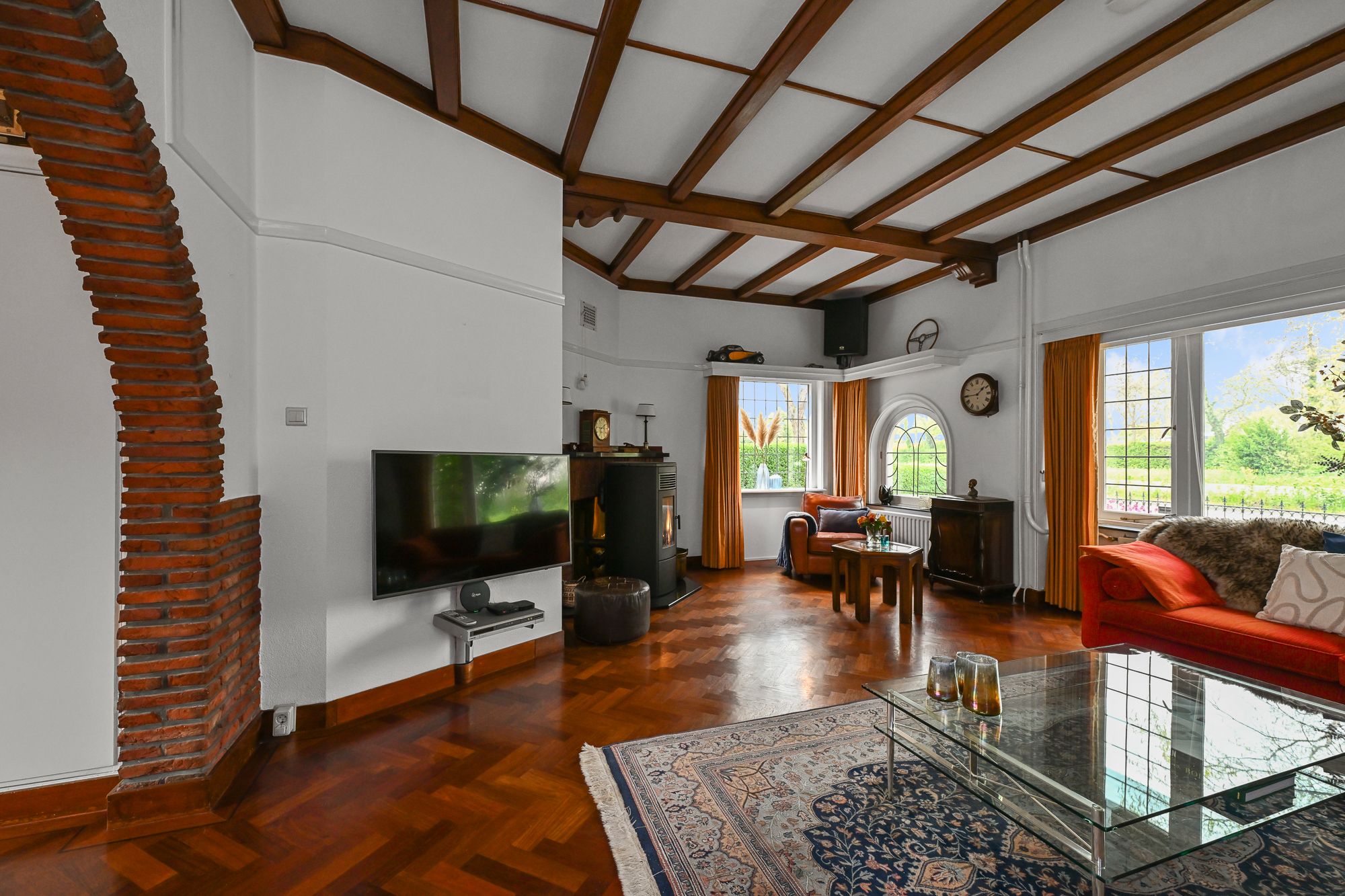 Foto 6 van Parallelweg 136