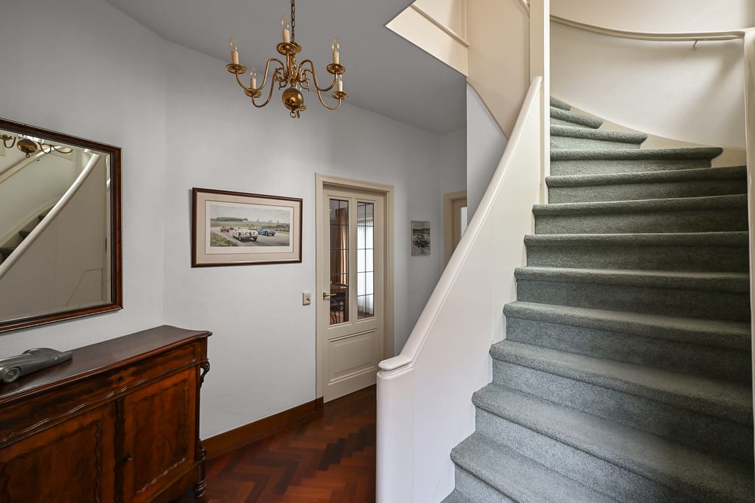 Foto 23 van Parallelweg 136