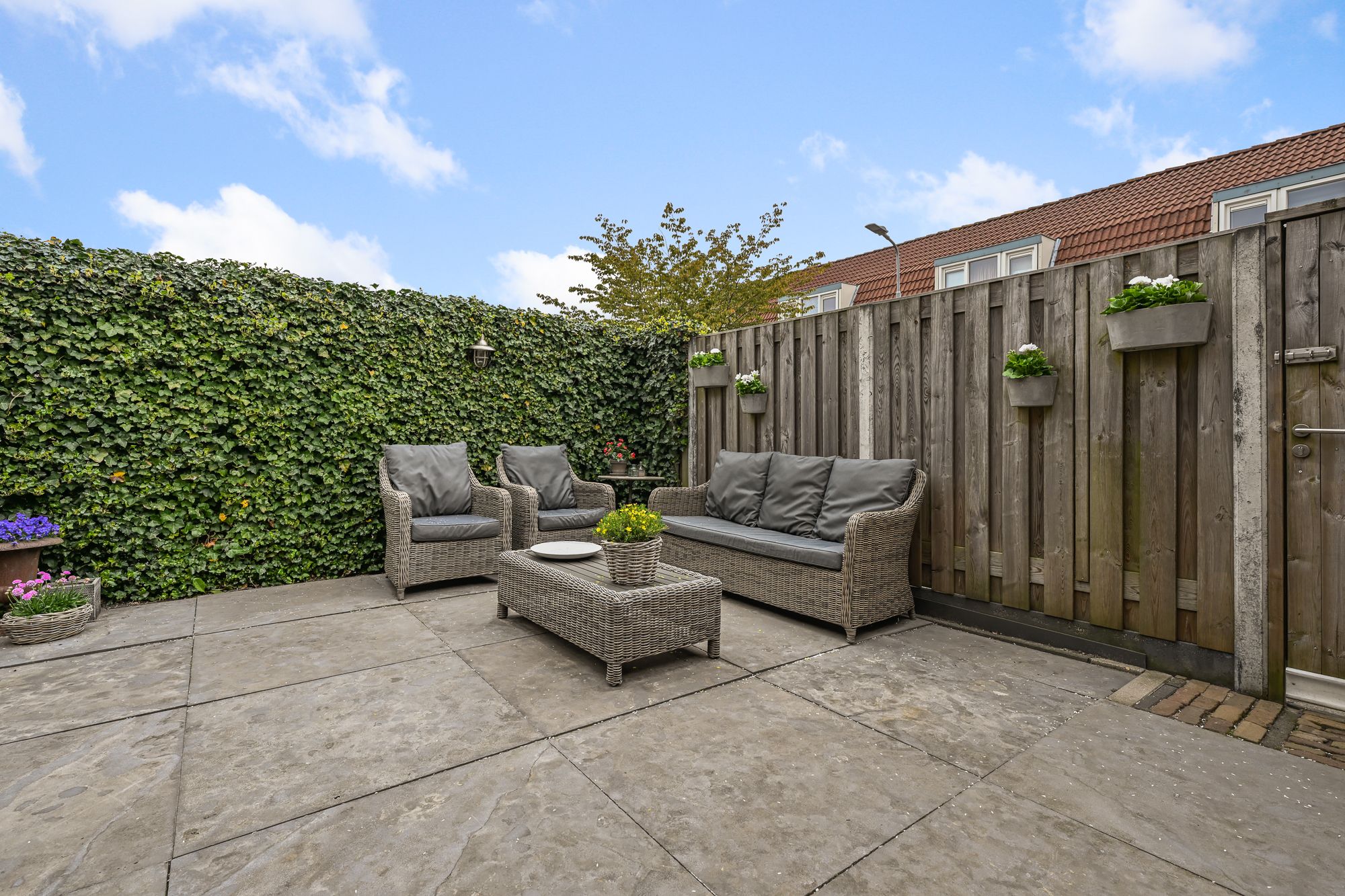 Foto 24 van Parallelweg 136