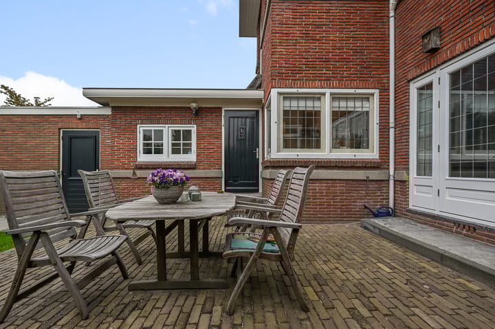 Foto 25 van Parallelweg 136