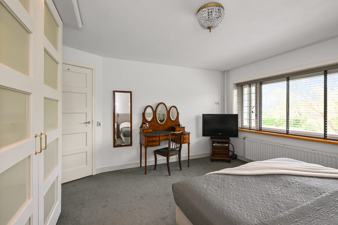 Foto 41 van Parallelweg 136