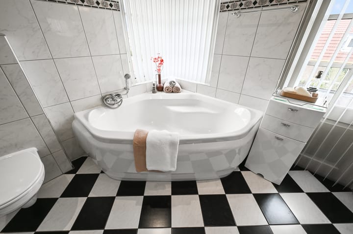 Foto 45 van Parallelweg 136