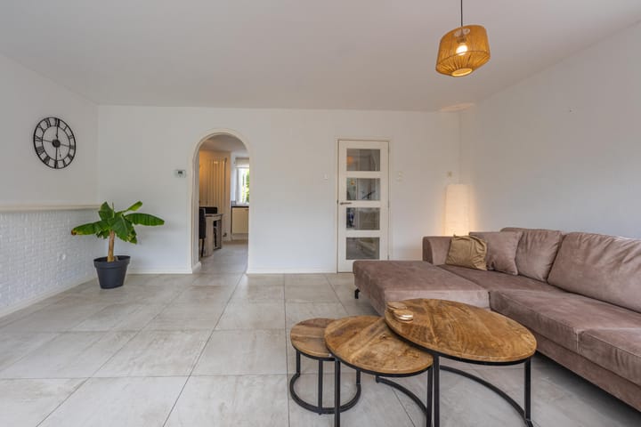 Foto 17 van Burgemeester Van den Steenstraat 8