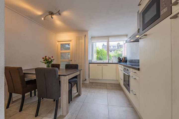 Foto 18 van Burgemeester Van den Steenstraat 8