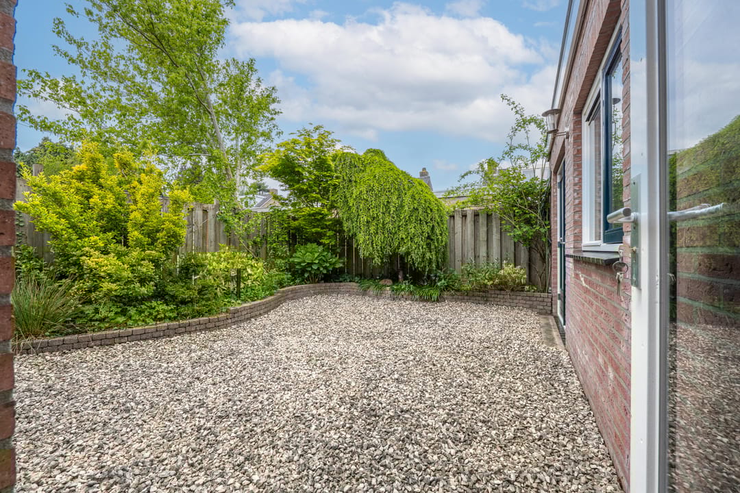 Foto 28 van Burgemeester Van den Steenstraat 8