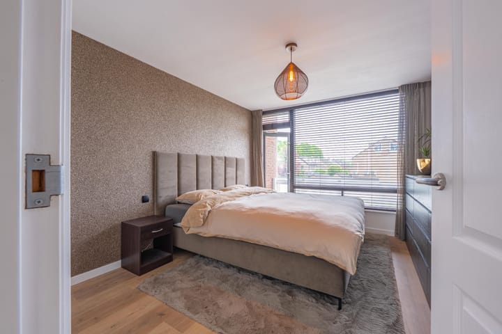 Foto 34 van Burgemeester Van den Steenstraat 8