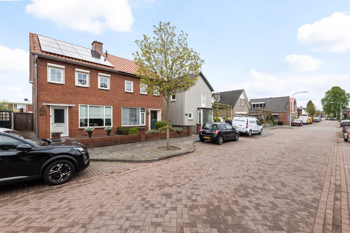 Foto 8 van Castorweg 115