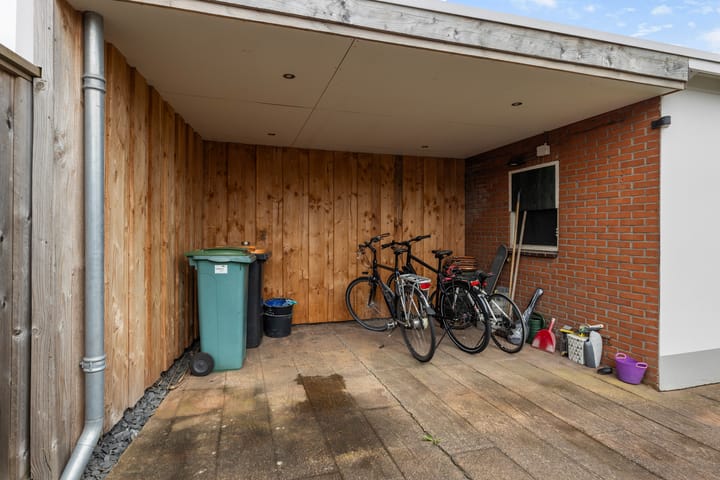 Foto 24 van Castorweg 115