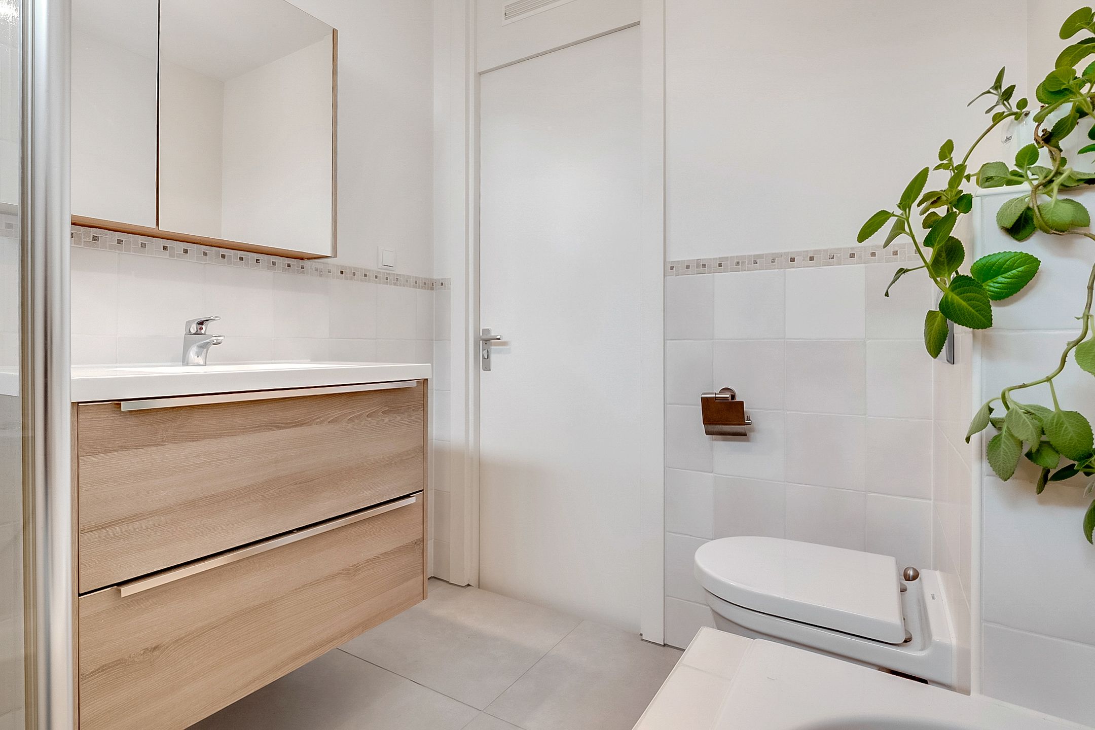 Foto 27 van Distelvlinderweg 66