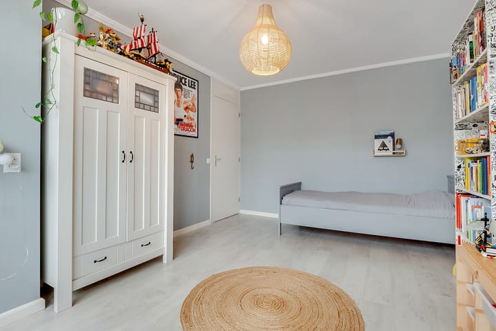 Foto 31 van Distelvlinderweg 66